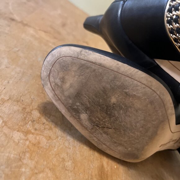 Karl Lagerfeld Paris Leather Heel Booties SZ 9.5 Black 3 In Heel Chain Decor - Picture 10 of 14